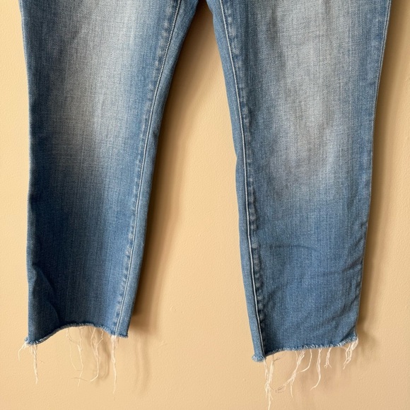 L'AGENCE Sada High Rise Slim Crop Jeans in Ashford Size 29 - Picture 4 of 6